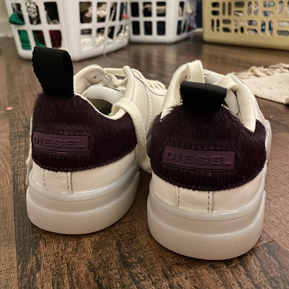 BRAND NEW DIESEL SNEAKERS